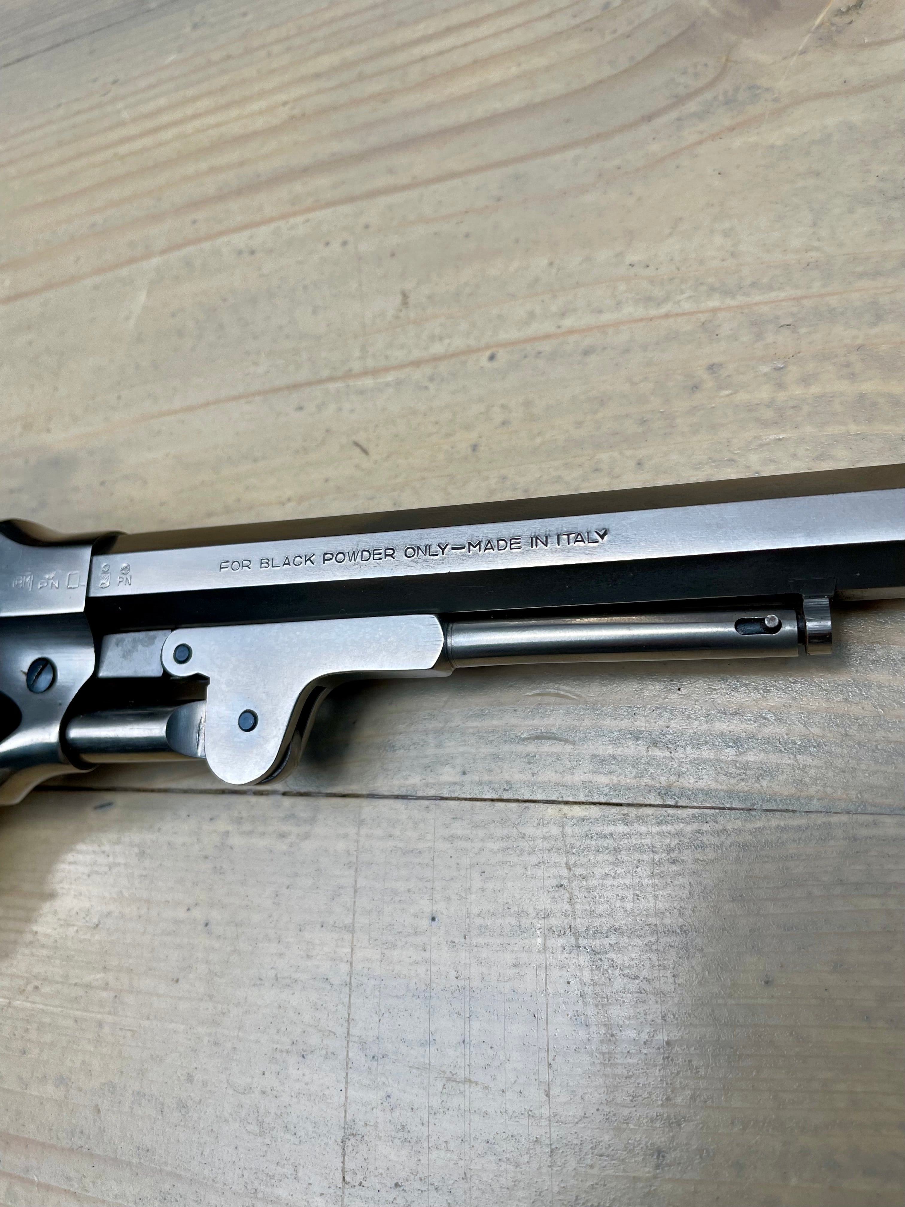 Rogers & Spencer UTICA N-Y .44 Black Powder Percussion Pistol