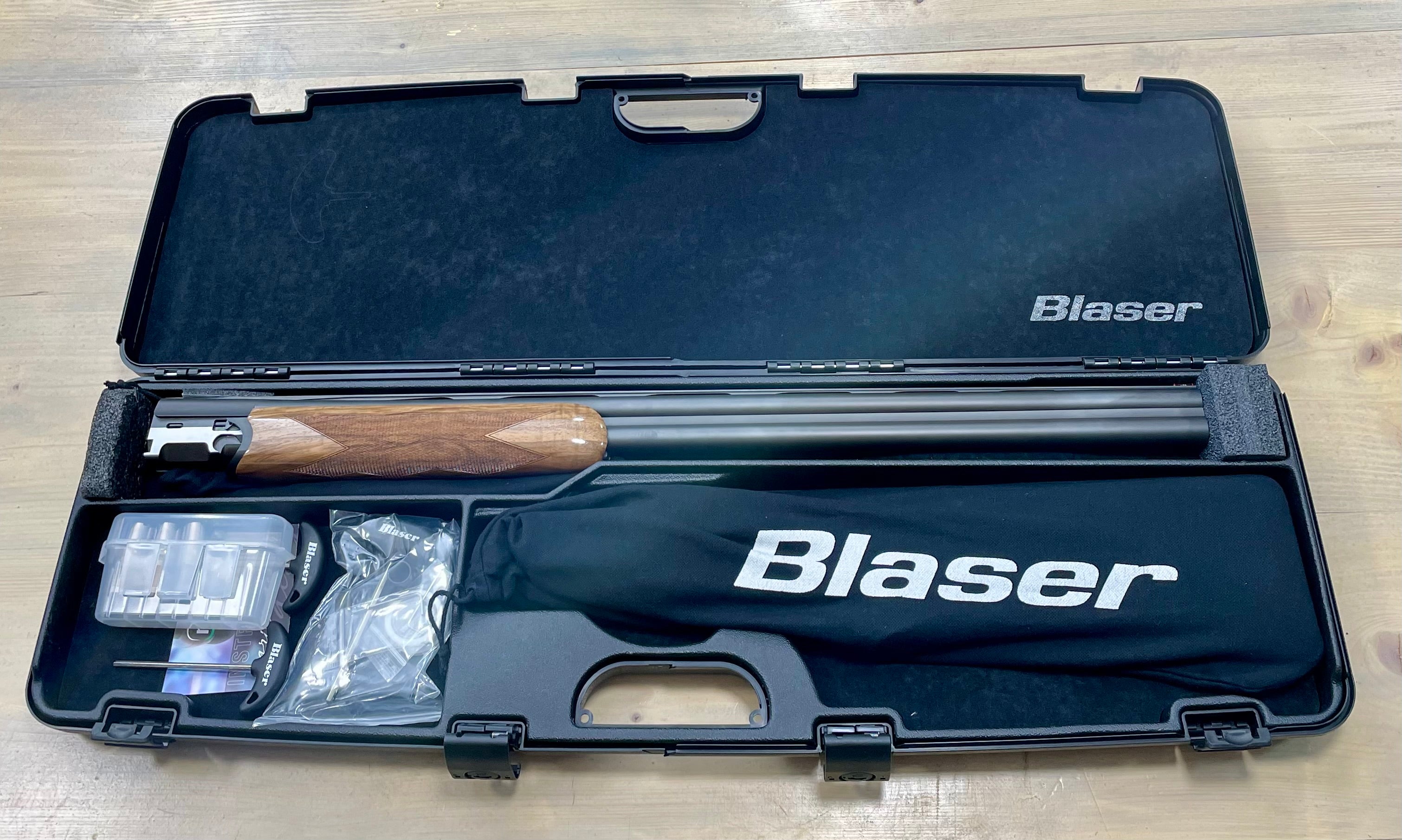 Blaster 12 Gauge F16 Grade 3 Shotgun